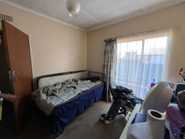 4 Bedroom Apartment in Willows