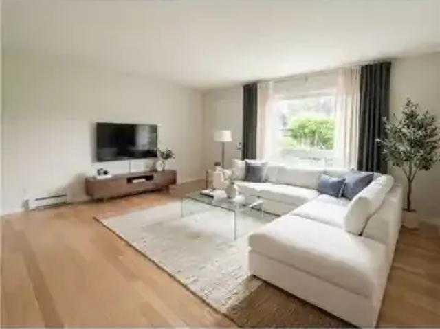 4 Bedroom Apartment London ON 105119023