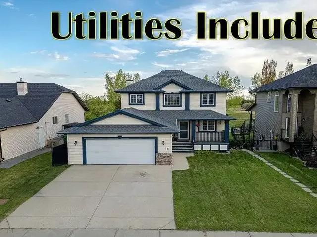 4 Bedroom Apartment Strathmore AB LS102952089