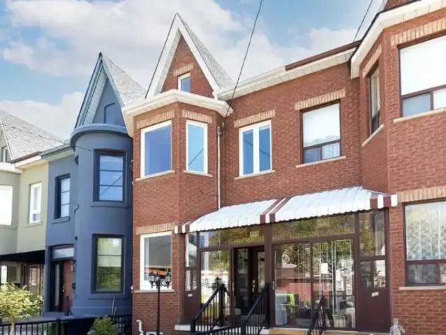 4 Bedroom Apartment Toronto ON 103215823