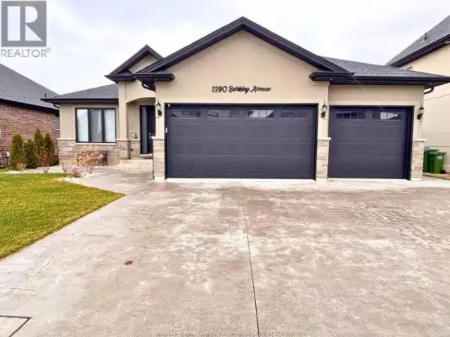 4 Bedroom Apartment Windsor ON LS100809851