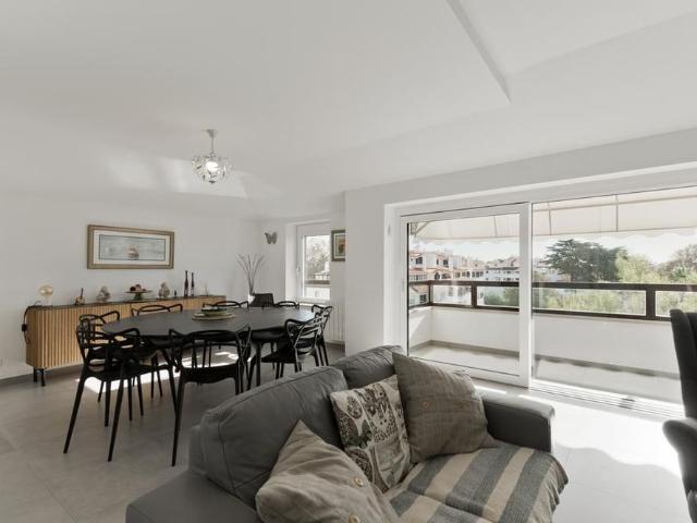 4 Bedroom Apartment with garden, Monte Estoril, Cascais