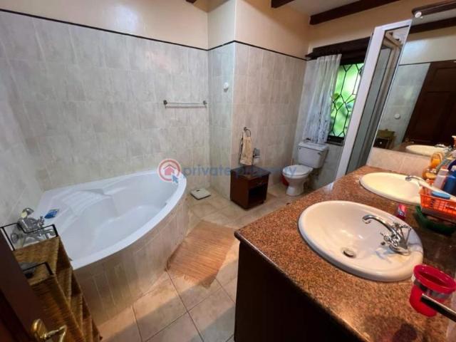 4 Bedroom Bungalow All Ensuite With Dsq On One Acre In Miotoni Karen