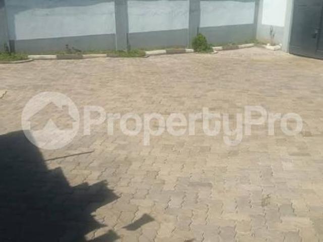 4 bedroom Bungalow Houses for sale Meru Nanyuki road, Meru PID: 0BHBC | PropertyPro Kenya