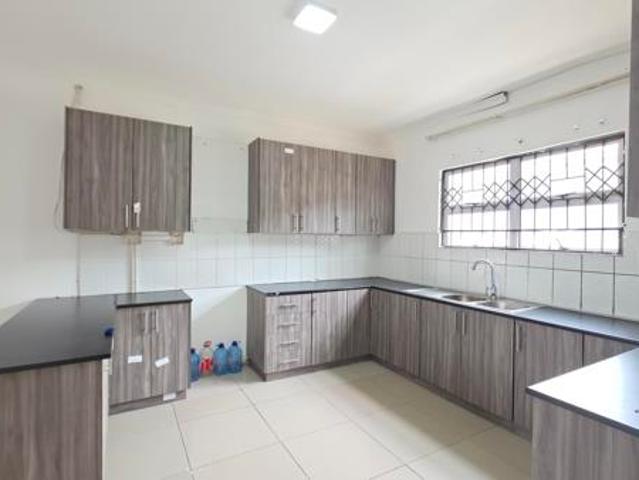 4 Bedroom Garden Cottage in Overport