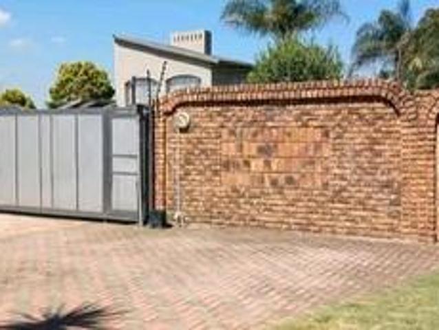 4 bedroom double story house on the.