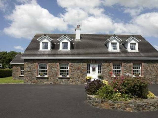 4 bedroom detached house for sale in 11 Schoolfield Ballygarron Spa Tralee Co Kerry V92 P0KK