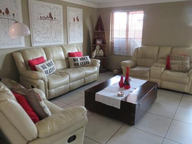 4 Bedroom Duet in Wierda Glen Estate