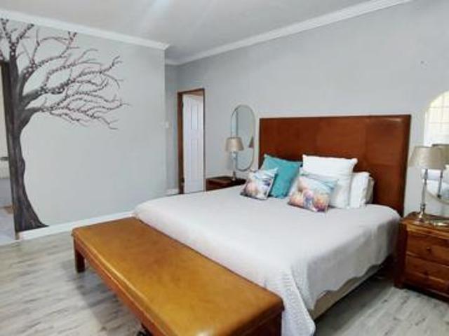 4 Bedroom Duet in Heuwelsig