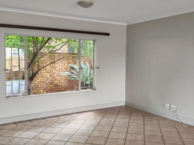 4 Bedroom Duplex in Amberfield