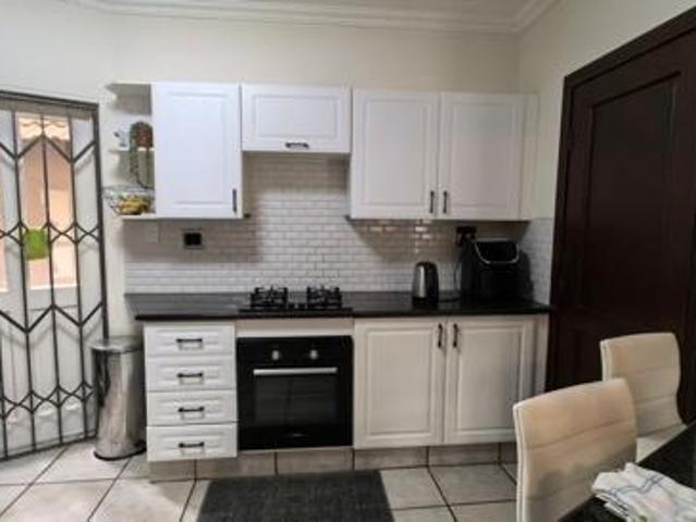 4 Bedroom Duplex in Craigavon