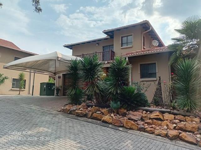 4 Bedroom Duplex in Fleurdal