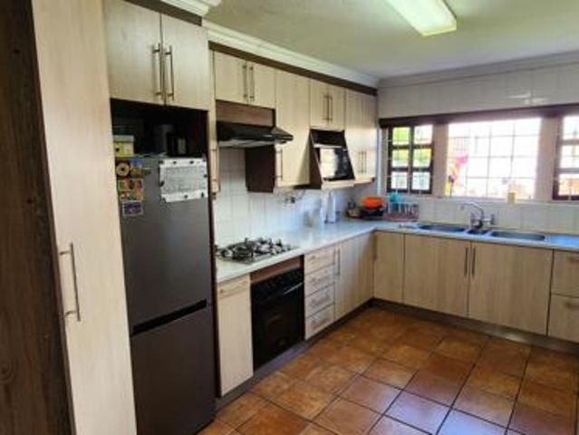 4 Bedroom Duplex in King Williams Town Qonce Central