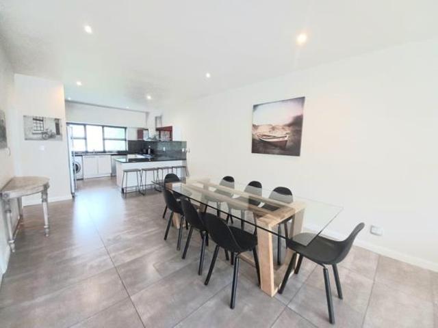 4 Bedroom Duplex in Sandton Central