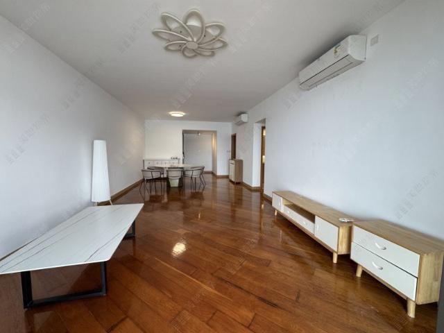 4 bedroom for rent
