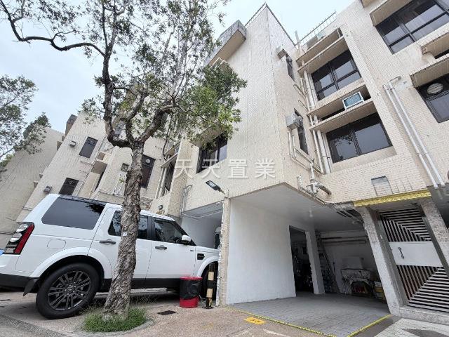 4 bedroom for rent