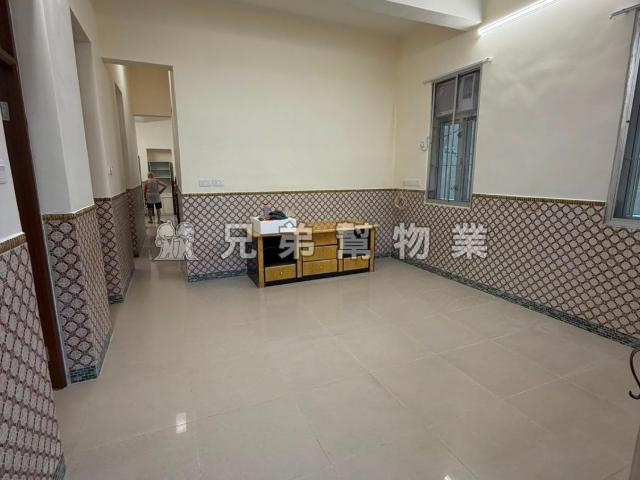 4 bedroom for rent