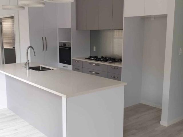 4 Bedroom Family Home in Orewa