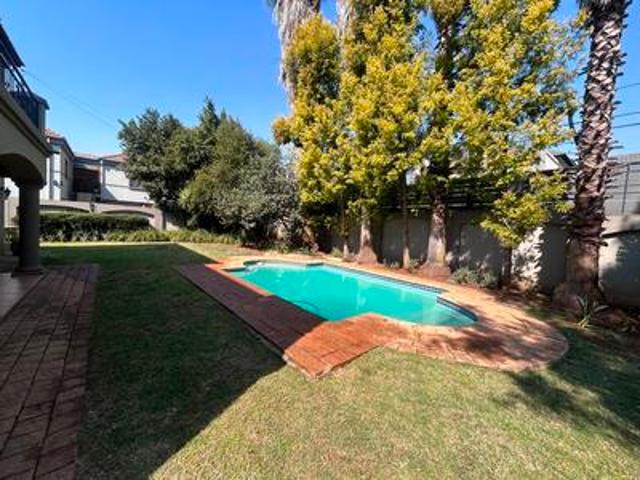 4 bedroom family home to rent in sil.