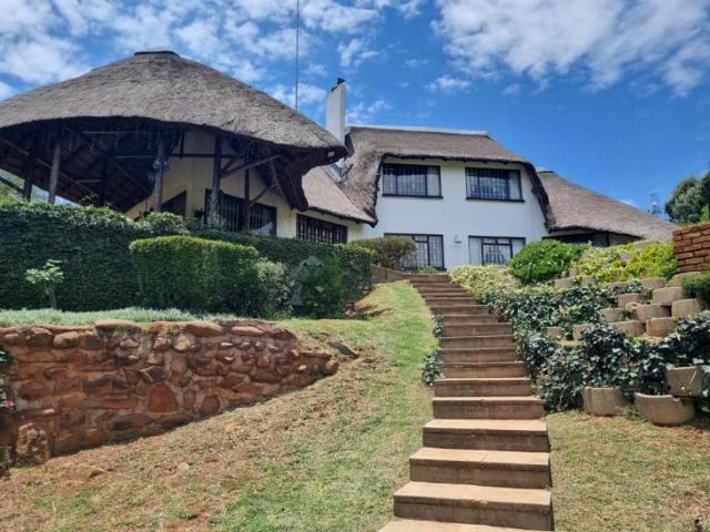 4 Bedroom Farm Walkerville Gauteng 92969987