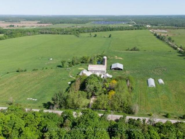 4 Bedroom Farm Brock ON 87198400