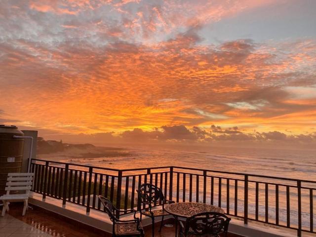 4 Bedroom Flat in West Beach
