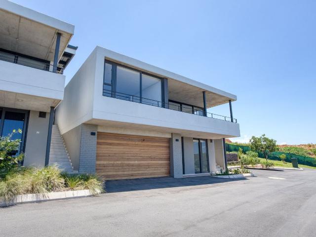 4 Bedroom Flat in Zululami Coastal Estate