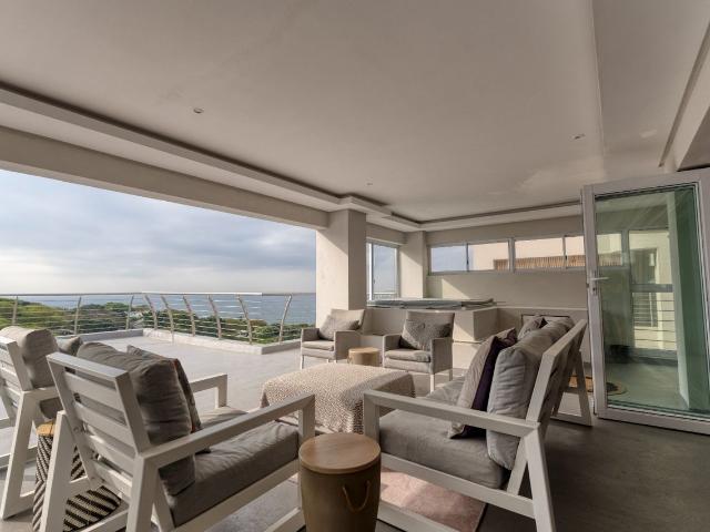 4 Bedroom Flat in Simbithi Eco Estate