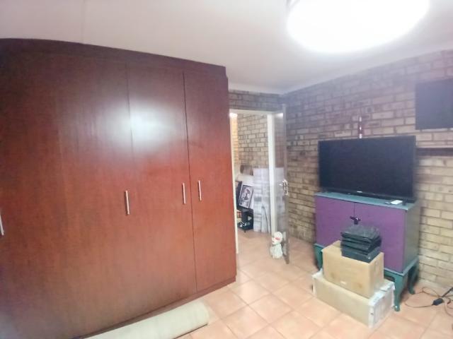 4 Bedroom Freehold For Sale in Kuruman