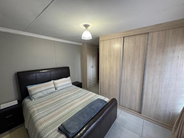 4 Bedroom Freehold For Sale in Sunair Park