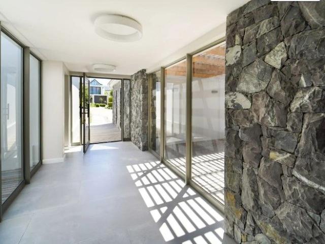 4 Bedroom Freestanding For Sale in Pearl Valley Golf & Country Estate
