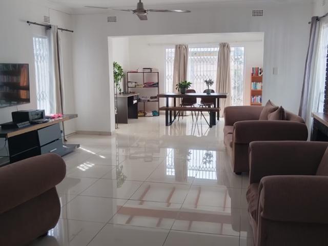 4 Bedroom Freestanding To Let in Birchleigh