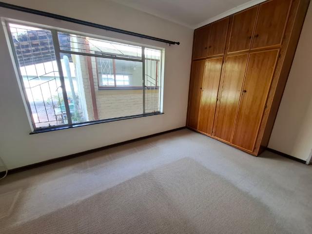 4 Bedroom Freestanding Rented in Langenhovenpark