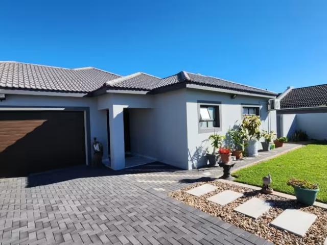 4 Bedroom House Country Club Country Club 103377998