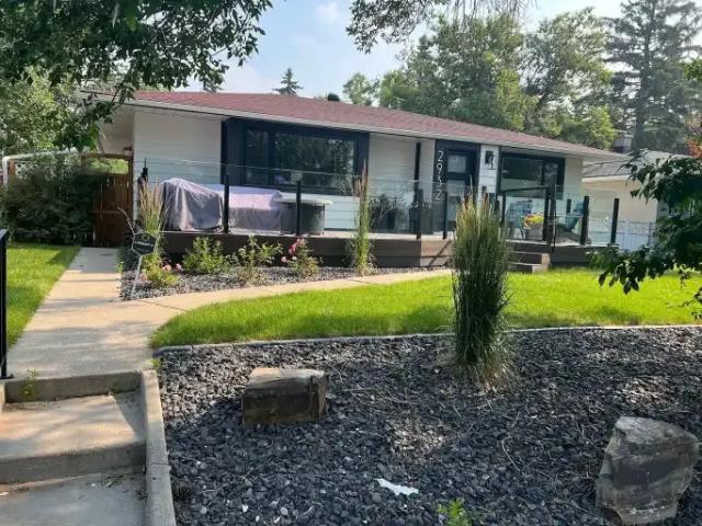 4 Bedroom House Calgary AB 101687000