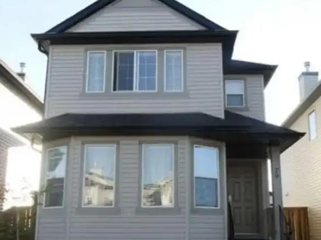 4 Bedroom House Calgary AB 101773506