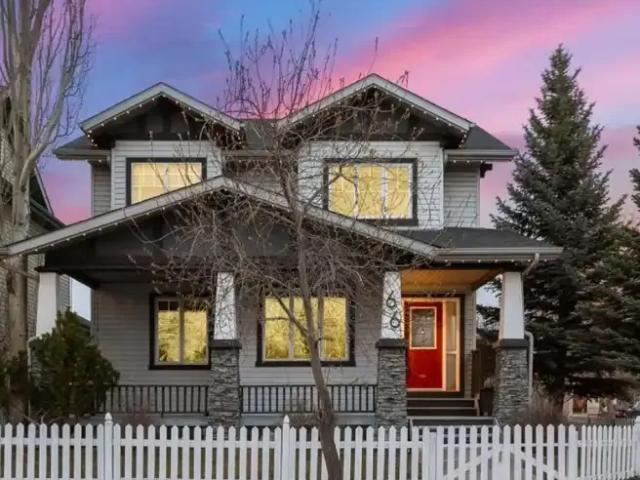 4 Bedroom House Calgary AB 102518742