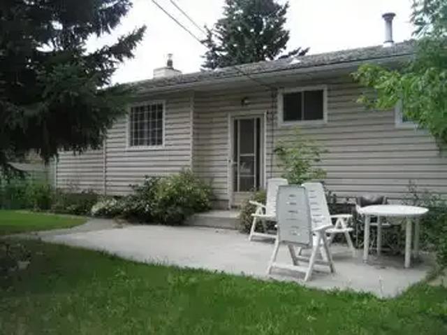 4 Bedroom House Calgary AB 102715402