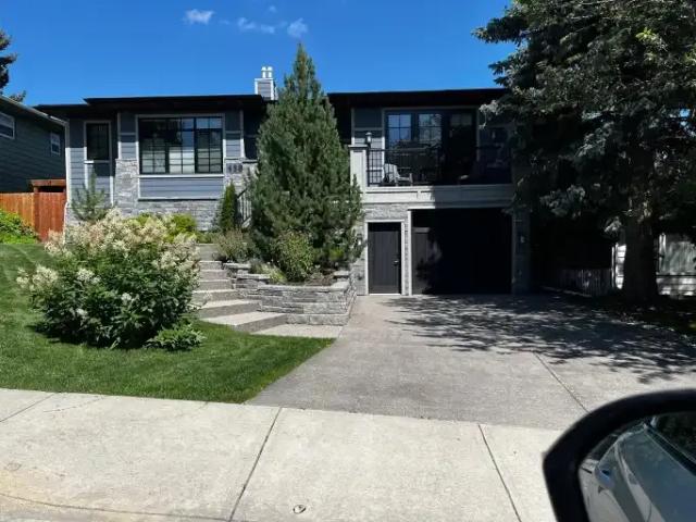4 Bedroom House Calgary AB 102847130