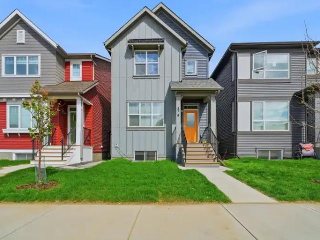4 Bedroom House Calgary AB 102366523