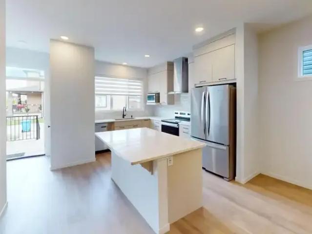 4 Bedroom House Calgary AB 103151670