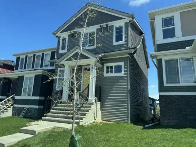 4 Bedroom House Calgary AB 104434195