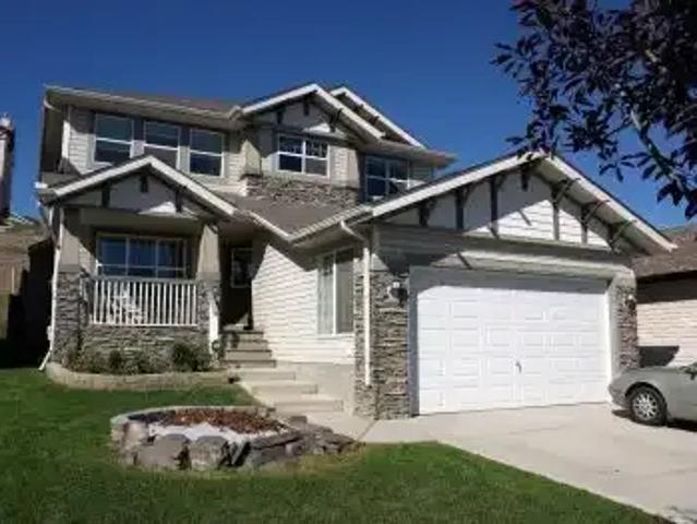 4 Bedroom House Calgary AB 104471215