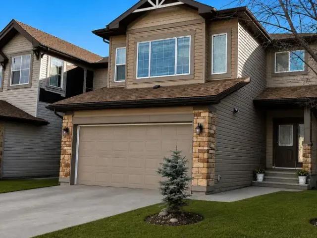4 Bedroom House Calgary AB 104794672