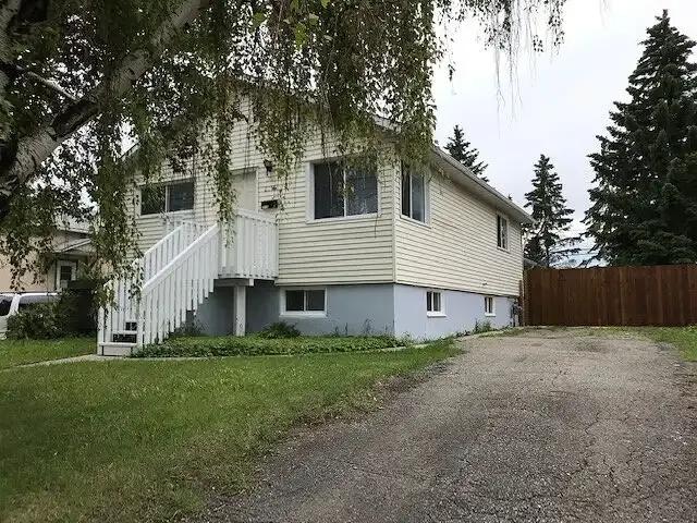 4 Bedroom House Calgary AB 104179587