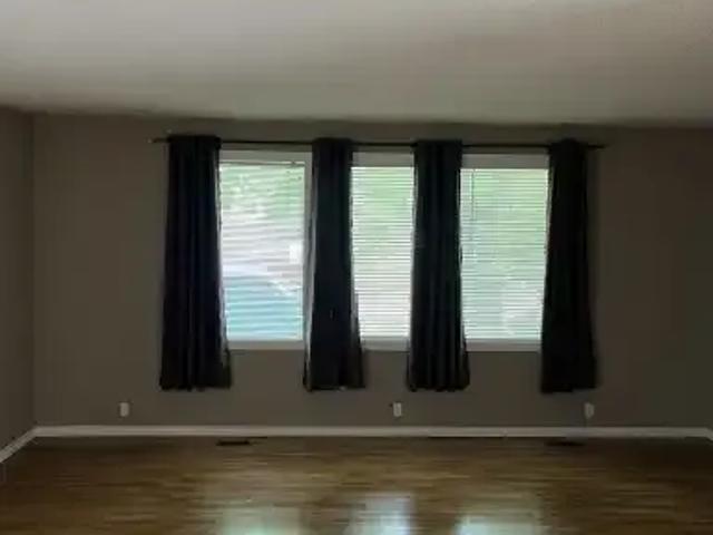 4 Bedroom House Calgary AB 104179910
