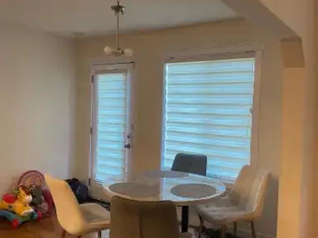 4 Bedroom House Calgary AB 104179287