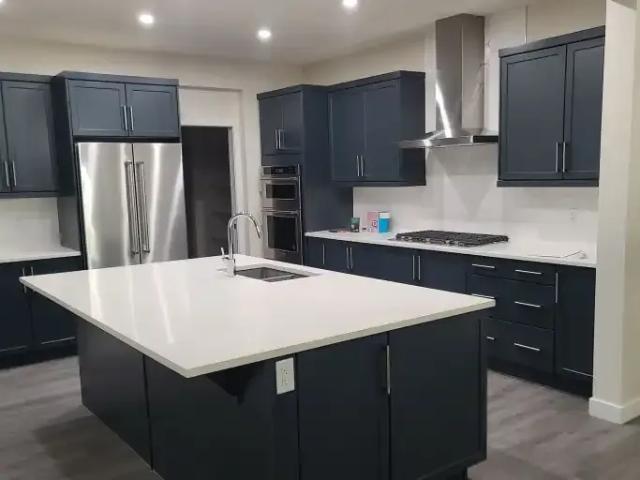 4 Bedroom House Calgary AB 104180541