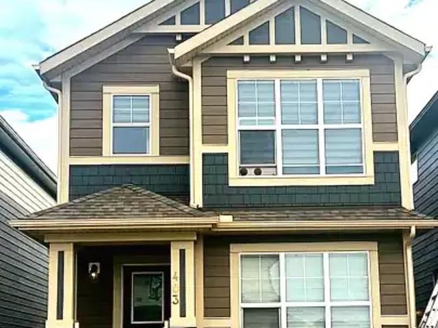4 Bedroom House Calgary AB 104181811