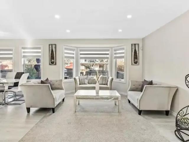 4 Bedroom House Calgary AB 104181054